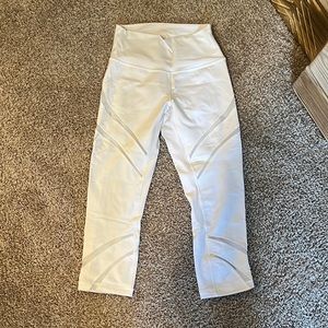 Lululemon white cropped leggings